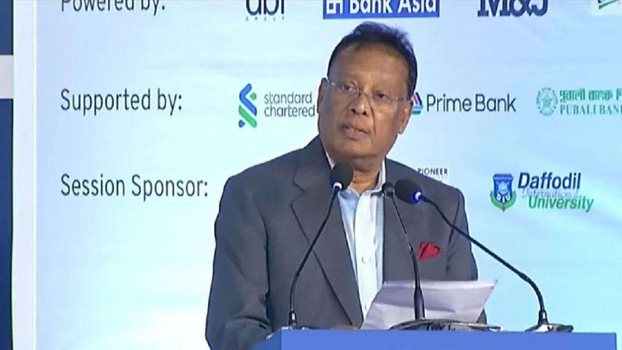 এআই, সেমিকন্ডাক্টর ও বায়োটেকে বিনিয়োগে আহ্বান ফকির মাহবুব আনামের